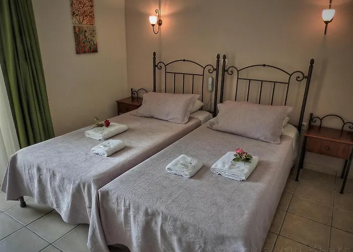 Alonakia Hotel Agios Gordios (Corfu)