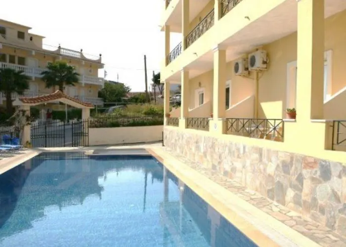 Alonakia 2* Agios Gordios (Corfu)