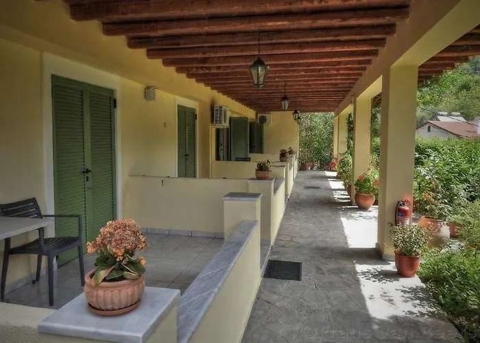 Hotel Alonakia 2*