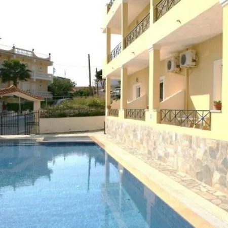 Alonakia Hotel 2* Agios Gordios (Corfu)