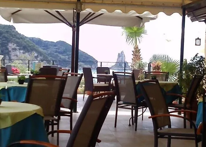 Alonakia Hotel