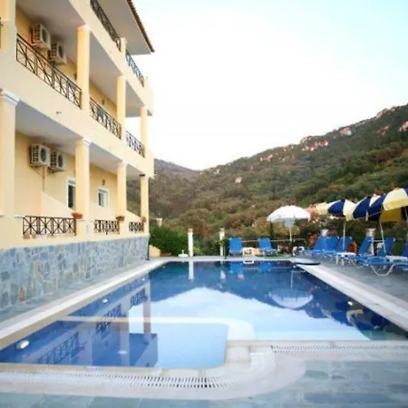 Alonakia Hotel 2*