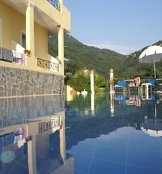 Alonakia Hotel 2* Agios Gordios (Corfu)