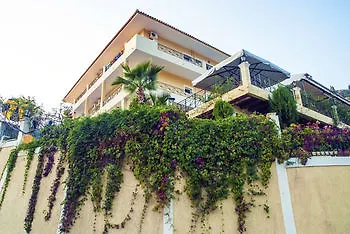 Alonakia Hotel