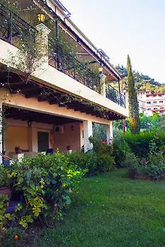Alonakia Hotel 2* Agios Gordios (Corfu)