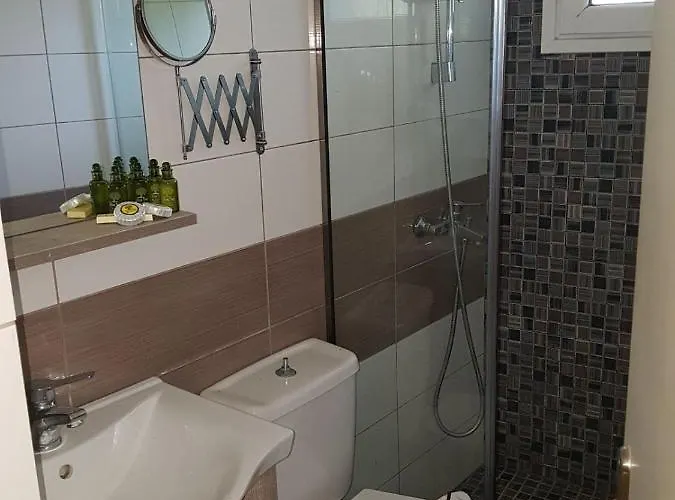 Alonakia Hotel Agios Gordios (Corfu)