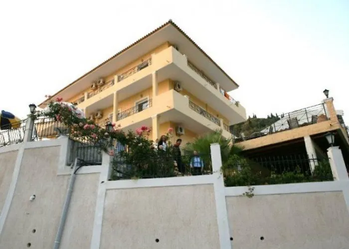Alonakia Hotel