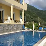 Alonakia Agios Gordios (Corfu)