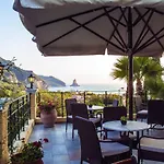 Alonakia Hotel Агиос-Гордиос