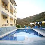 Alonakia Hotel Отель 2*