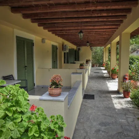 Otel Alonakia