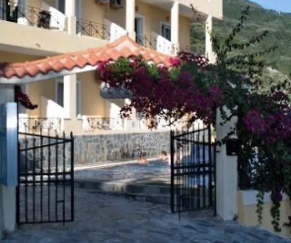 Alonakia 2*